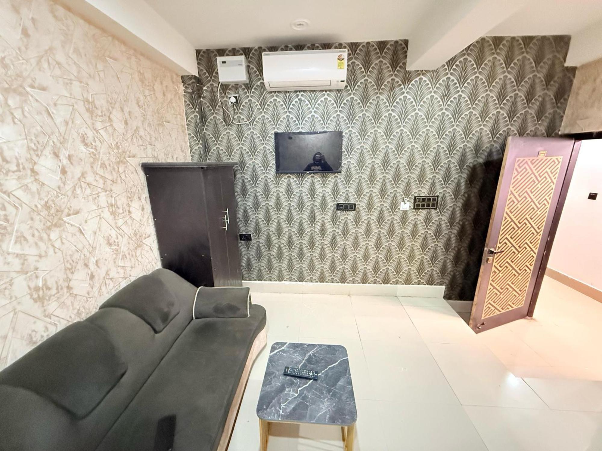 Hotel Faarmsi Danapur المظهر الخارجي الصورة